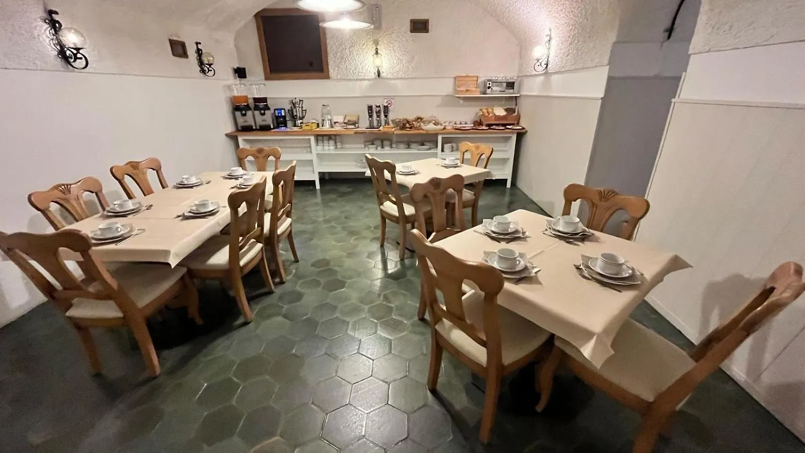 Garni Hotel Tignale 3*,
